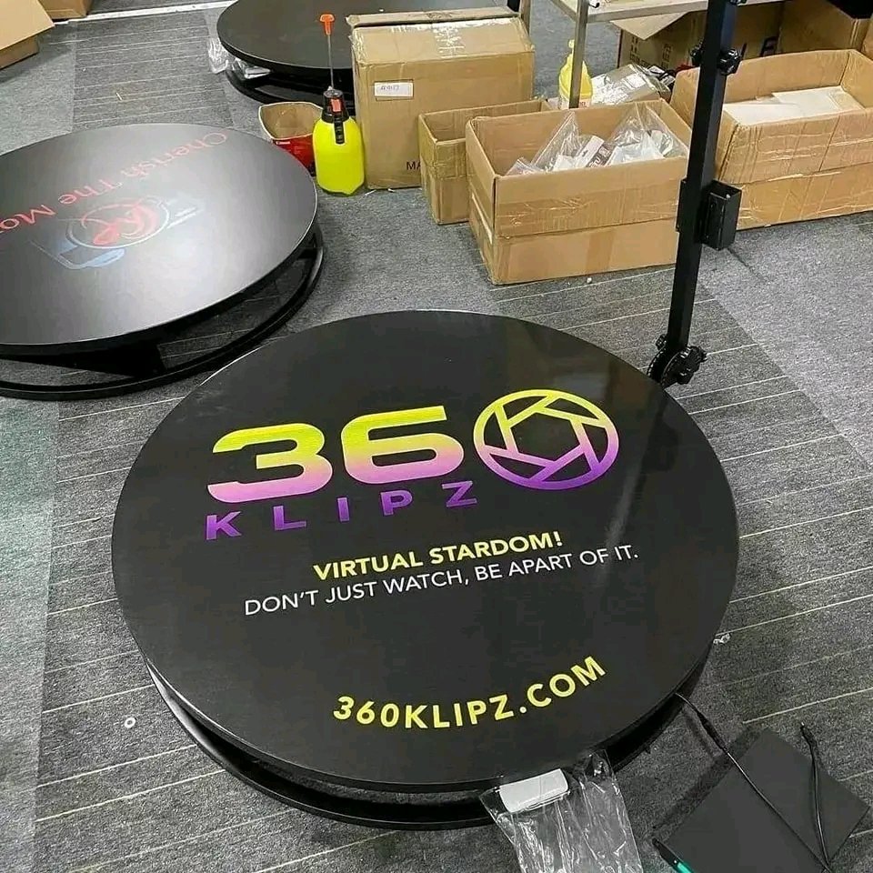 1700080609744