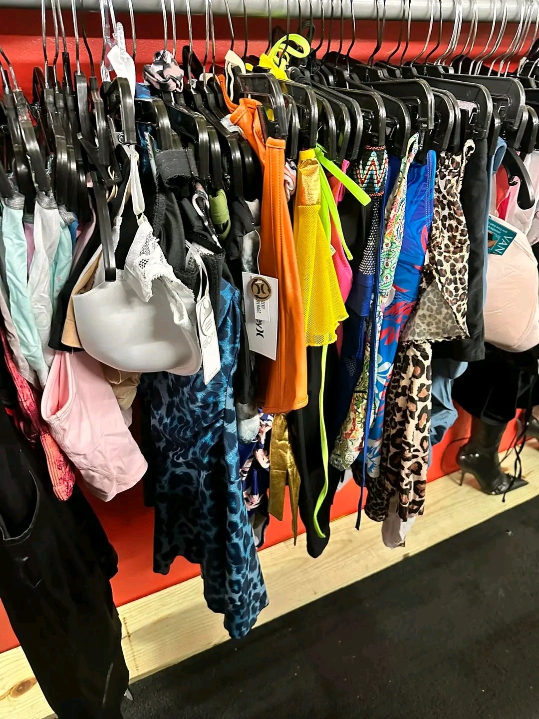 1700241737874