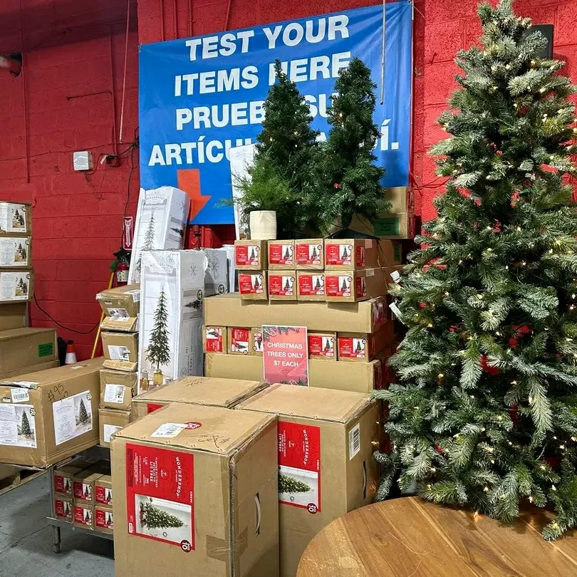Mixed Christmas pallets