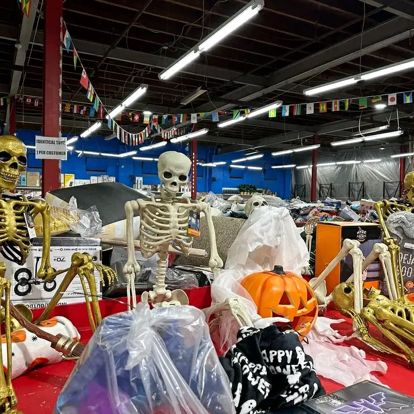 Mixed Christmas and Halloween π pallets