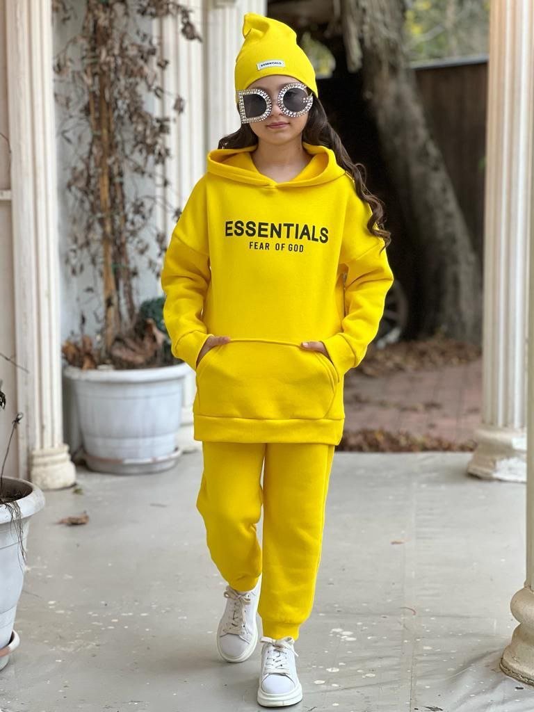 Girl's Essential clothing pallets