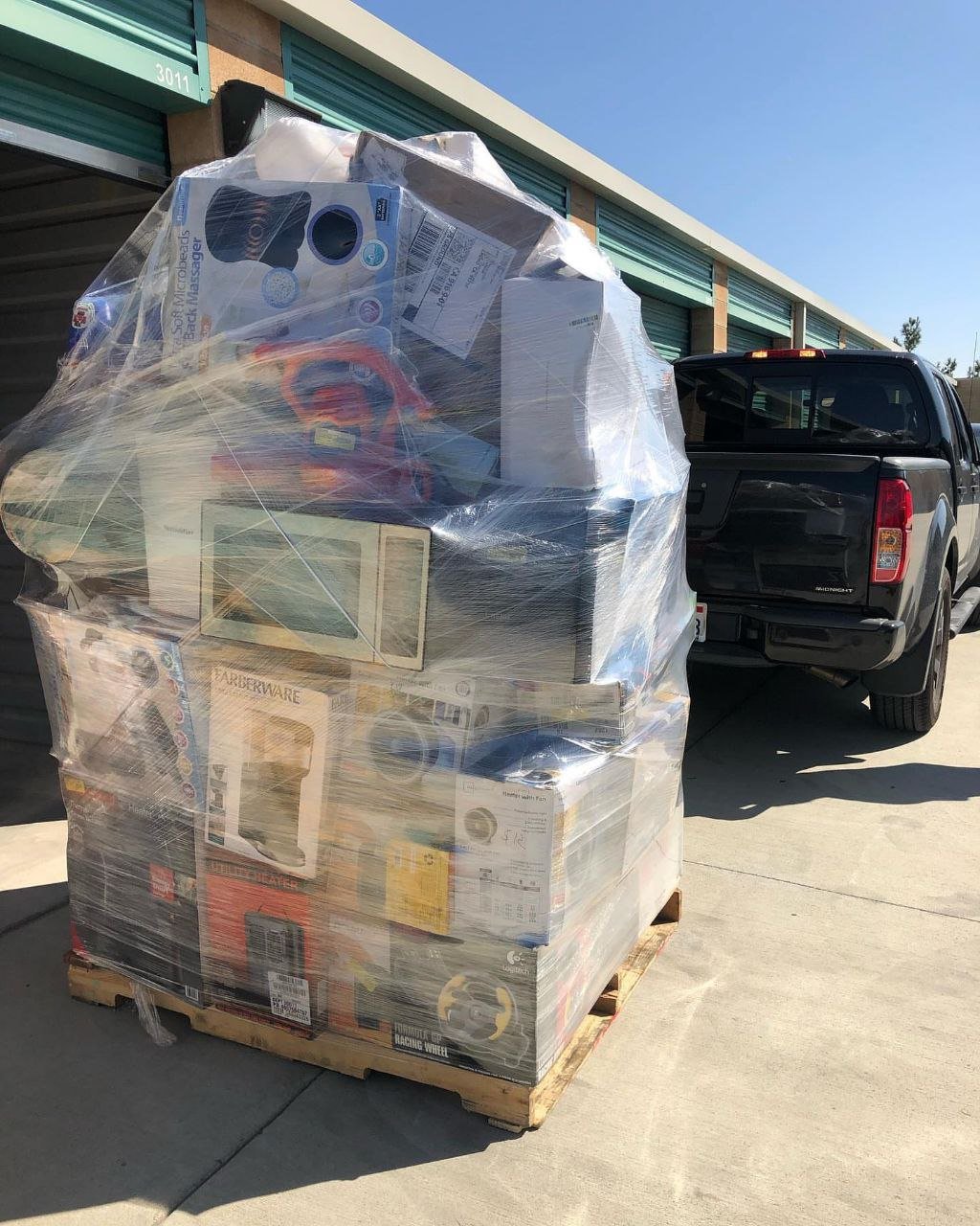 Amazon pallet sold for $700